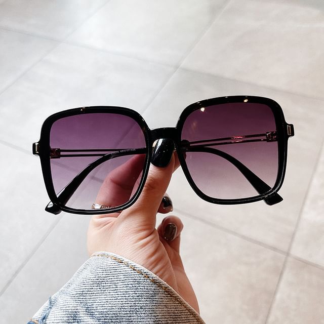 Oversized Square Frame Sunglasses