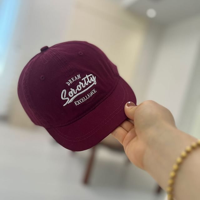 Cap Brim Lettering Embroidered Short