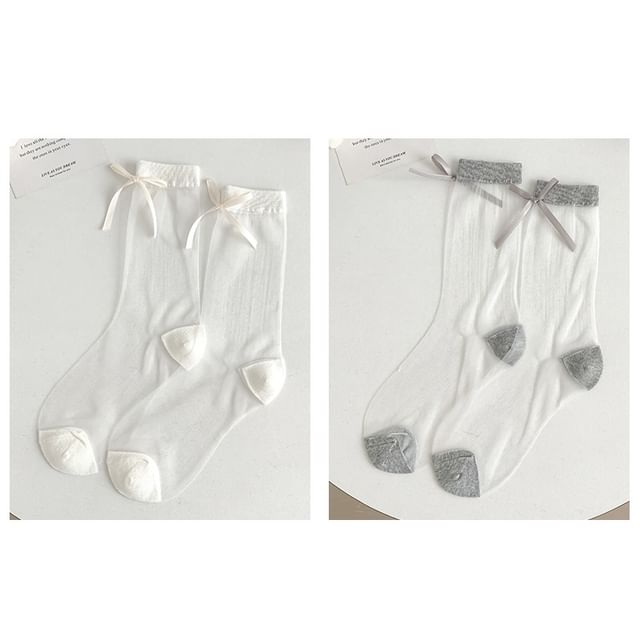 Bow Accent Mesh Socks Set