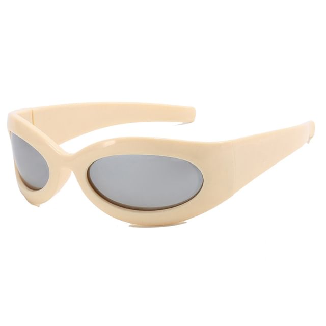Oval Sunglasses Rimmed Thick