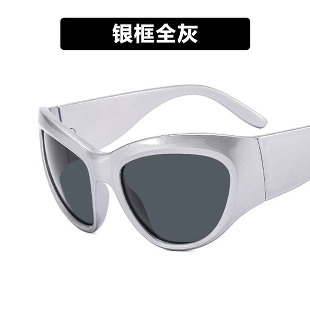 Y3K Futuristic Sunglasses