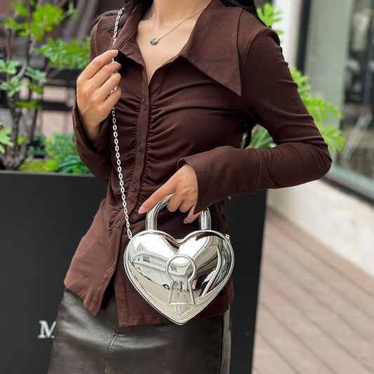 Chain Heart Strap Crossbody Bag