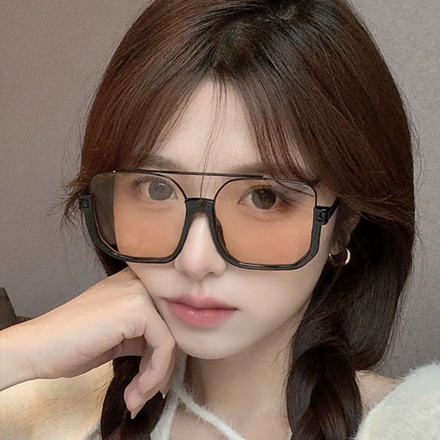 Sunglasses Oversized Square Frame