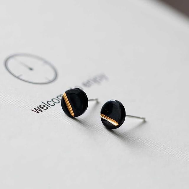 Disc Stud Earring