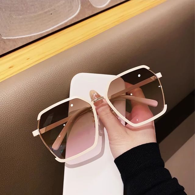 Square Sunglasses Oversized
