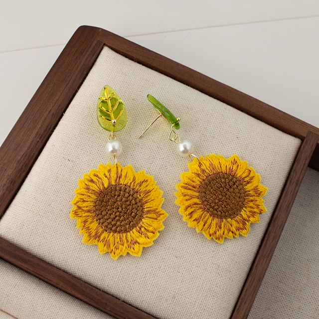 Crochet Clip-On Sunflower / Drop Earring