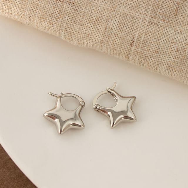Star Earring Huggie Clip-On /