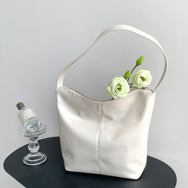Bag Faux Leather Tote Plain