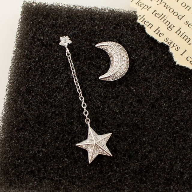 Asymmetrical Earring Alloy Dangle Moon Star