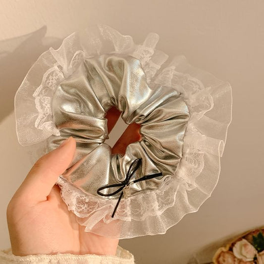 Trim Scrunchie Ruffle