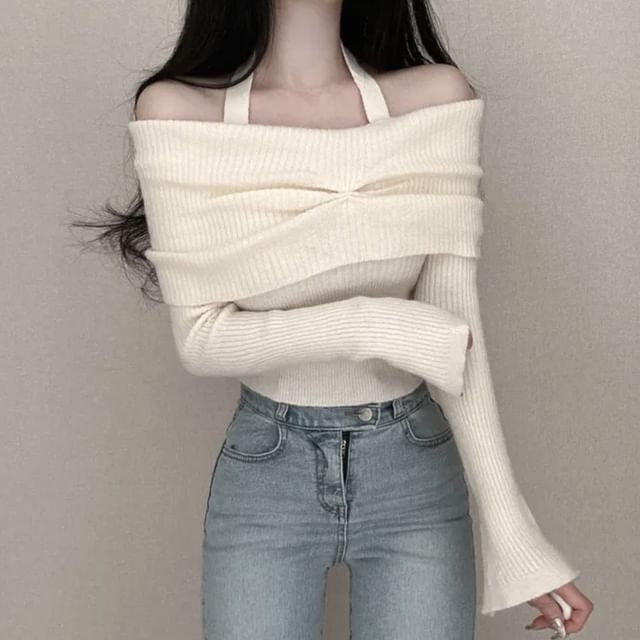 Long-Sleeve Off Shoulder Plain Ribbed Knitted Crop Top