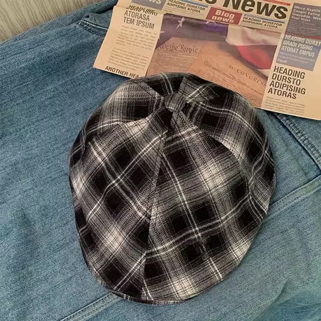 Flat Plaid Cap