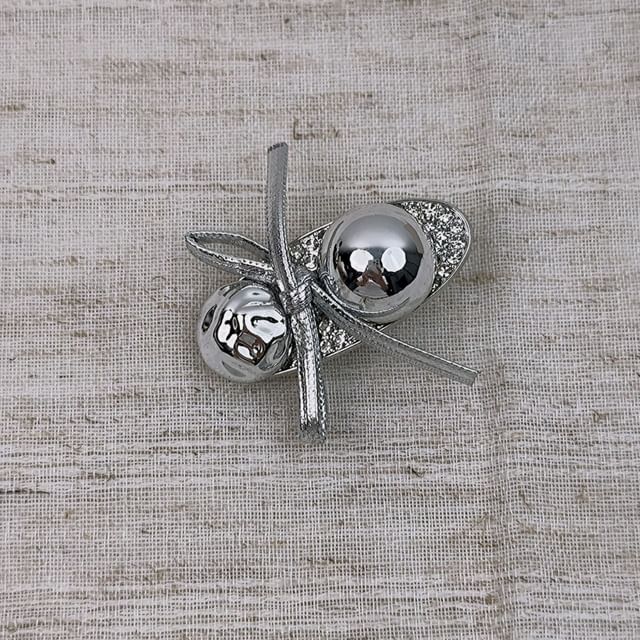 Bow Accent Alloy Hair Clip