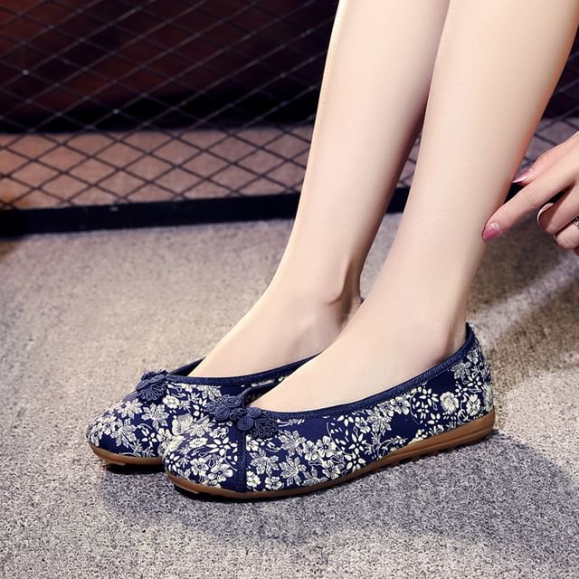 Flats Textile Embroidered