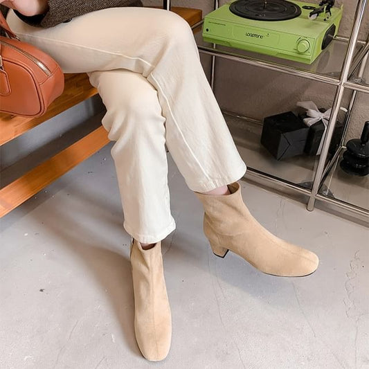 Short Chunky Boots Heel