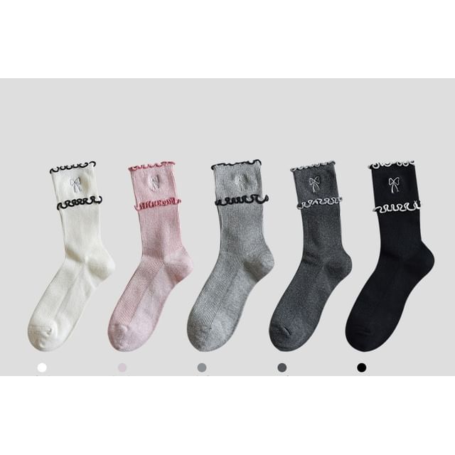 Bow Embroidered Frill Short Socks / Set