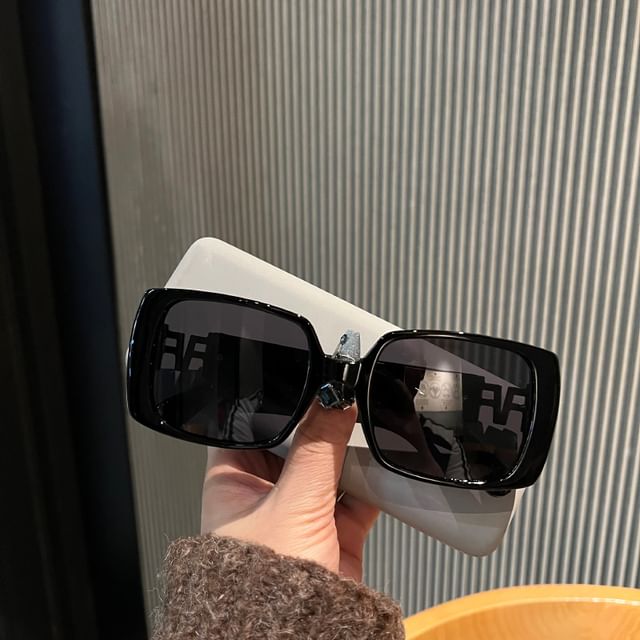 Polished Sunglasses Square