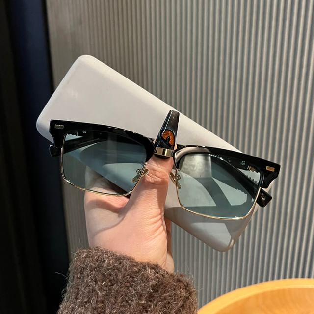 Vintage Frame Sunglasses Metal