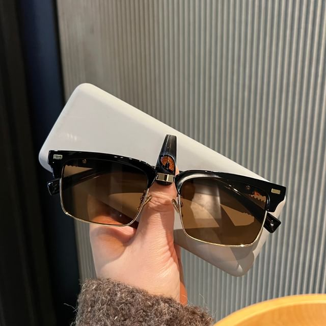 Vintage Frame Sunglasses Metal