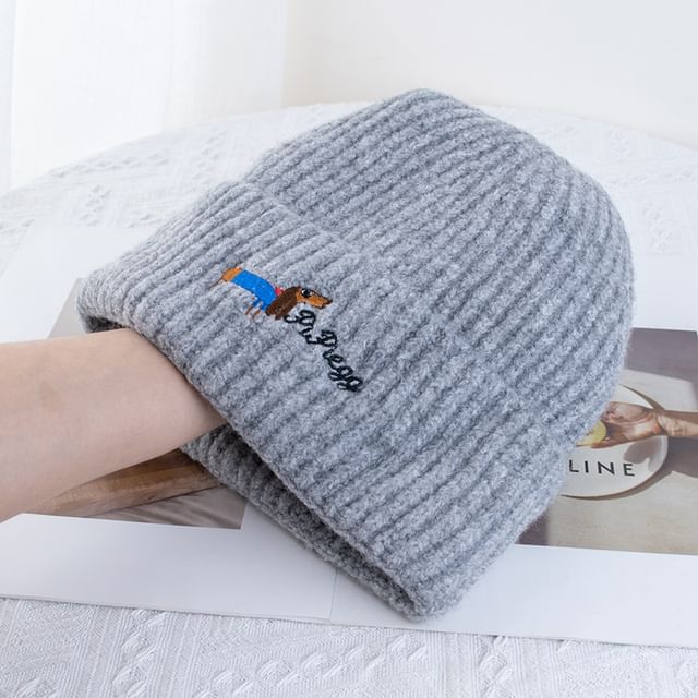 Knit Embroidered Beanie Dog