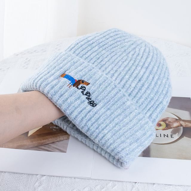 Knit Embroidered Beanie Dog