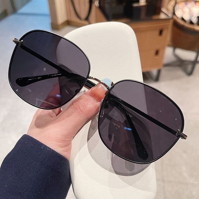 Sunglasses UV Protection