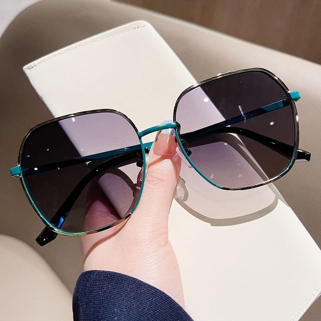 Frame Round Sunglasses