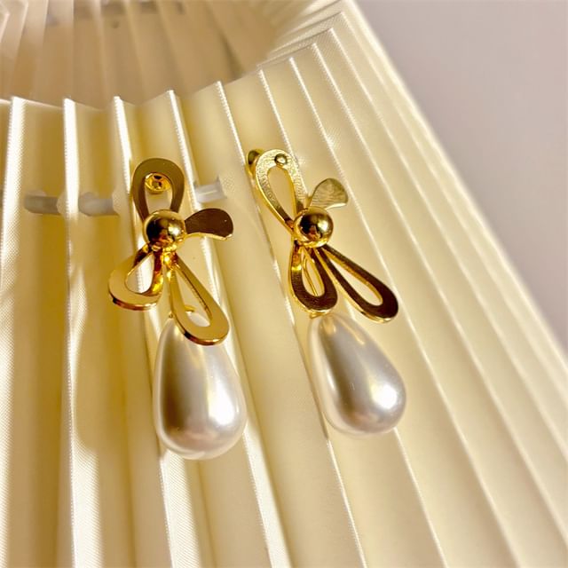 Earring Pearl Bow Faux Drop