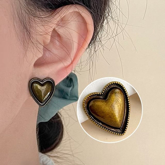 Heart Clip-On Earring / Stud