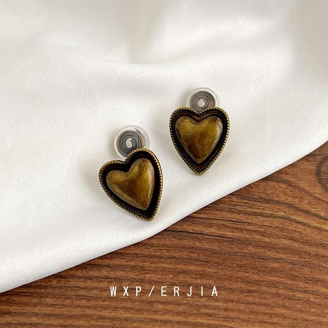 Heart Clip-On Earring / Stud