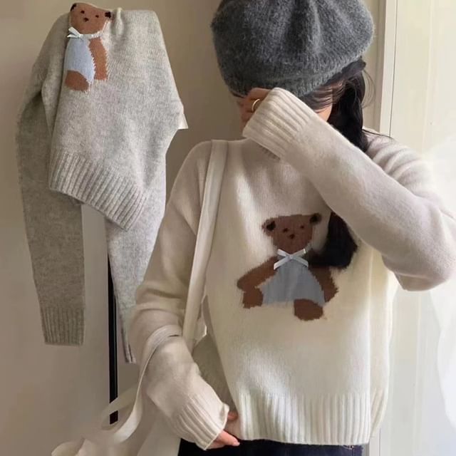 Sweater Crewneck Embroidery Bear