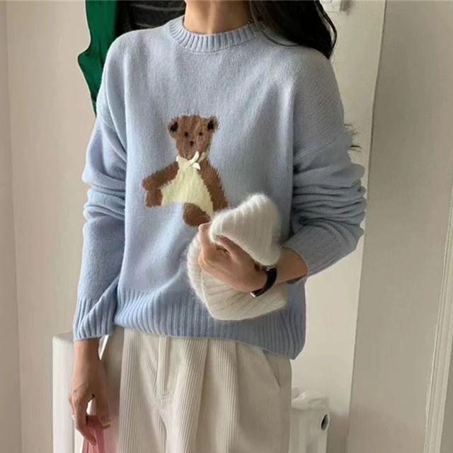 Sweater Crewneck Embroidery Bear