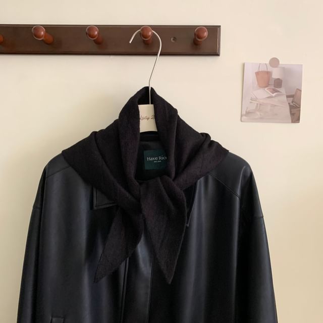 Scarf Triangle Plain Wool