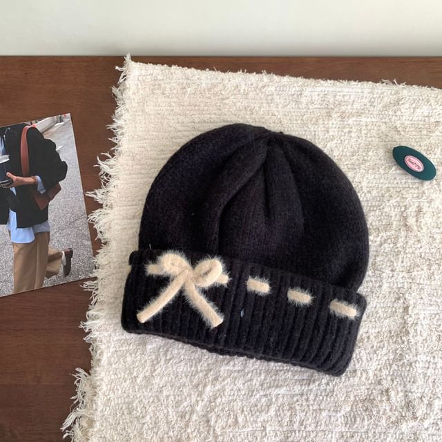 Beanie Bow Knit