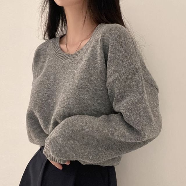 Round Neck Plain Sweater