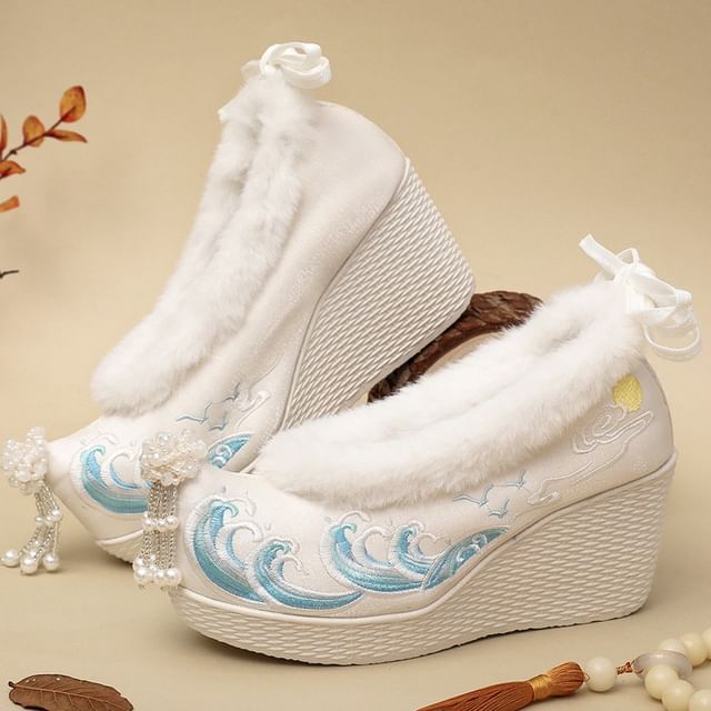 Heel Wedge Pumps Embroidered Fleece-Lined