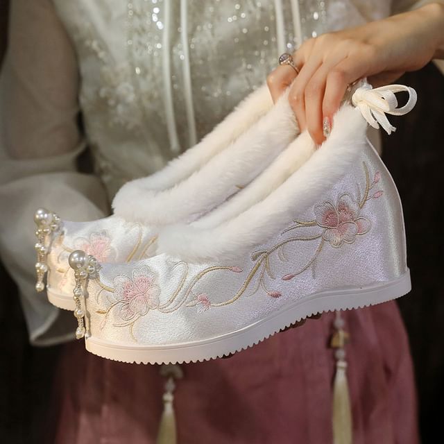 (Various Pumps Wedge Hidden Heel Fleece-Lined Beaded Designs) Embroidered