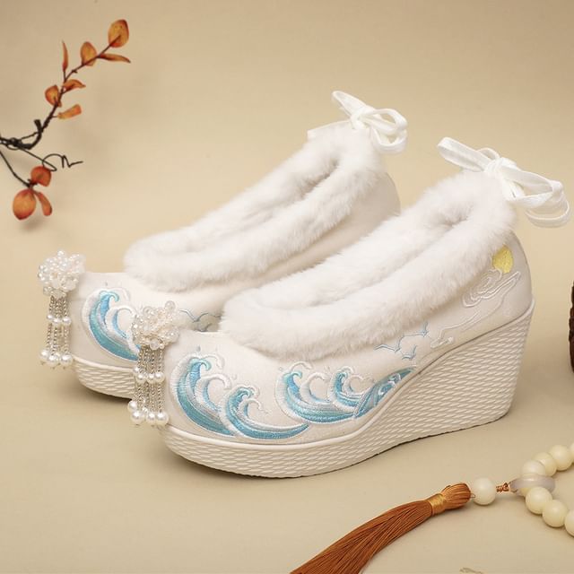 Heel Wedge Pumps Embroidered Fleece-Lined