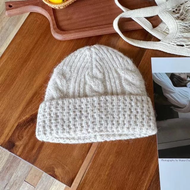 Knit Plain Cable Beanie