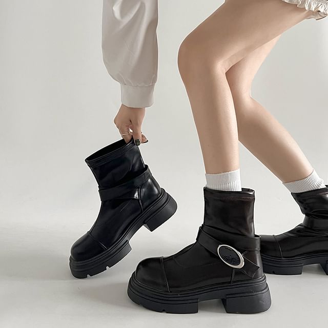 Platform Panel Boots Short Buckled