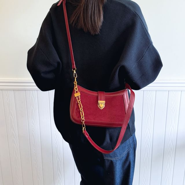 Heart Crossbody Bag Strap Buckle Chain