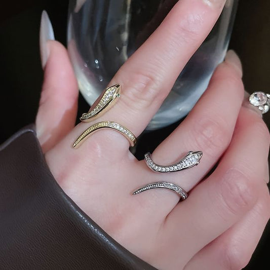 Rhinestone Open Ring Snake