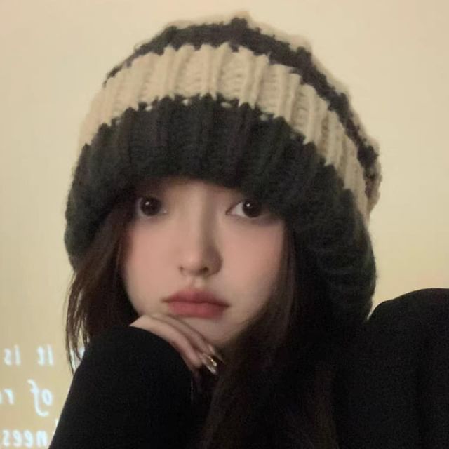 Beanie / Ribbed Striped Plain