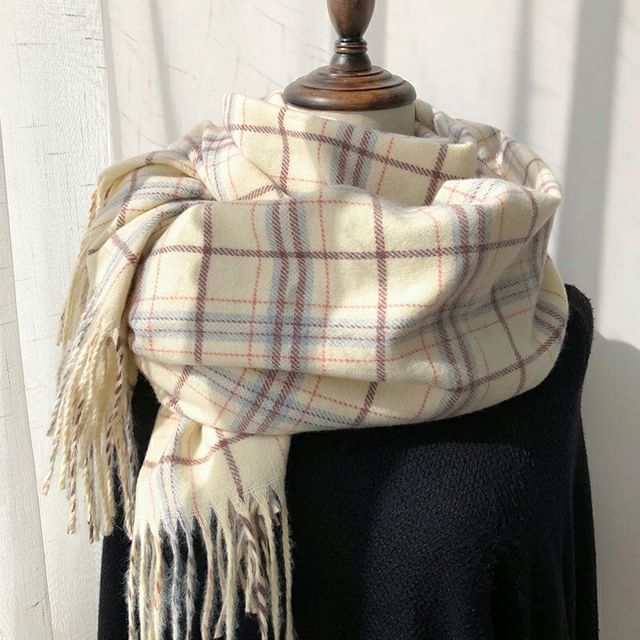Fringe Plaid Scarf