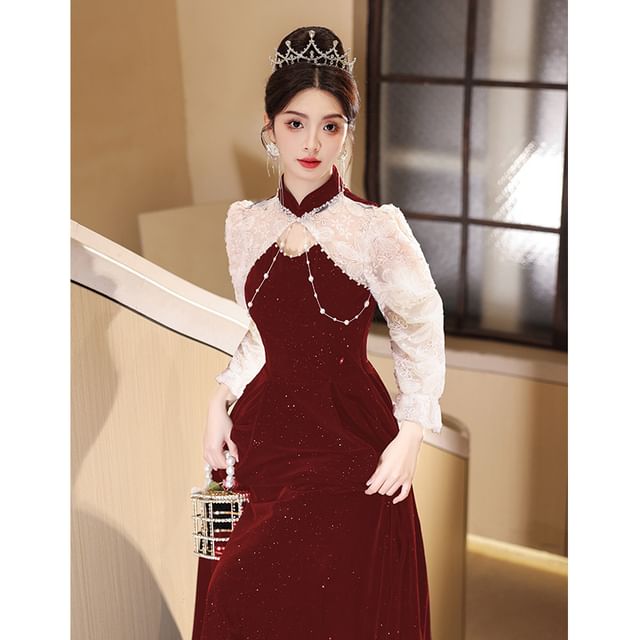 Embroidered Evening Neck Puff-Sleeve Glitter Tone Two Flower A-Line Gown Mock