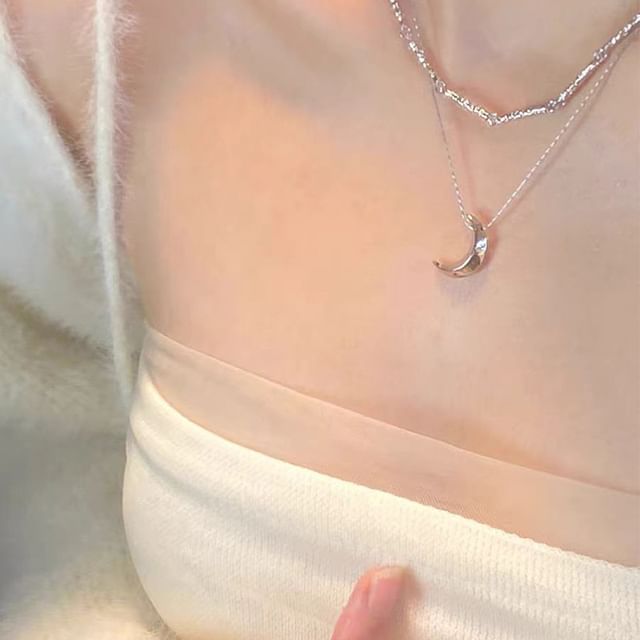 Necklace Pendant Heart Moon /