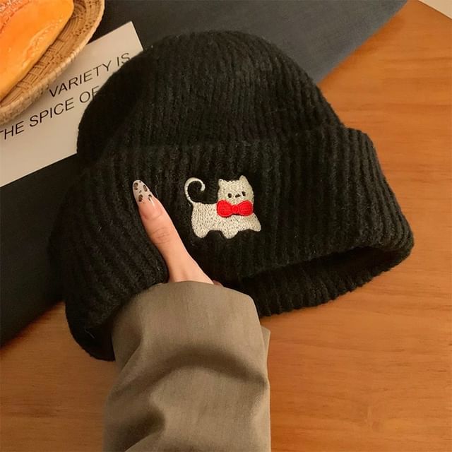Beanie Knit Cat Embroidered