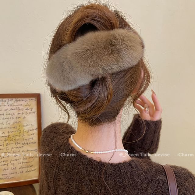 Hair Faux Clip Fur