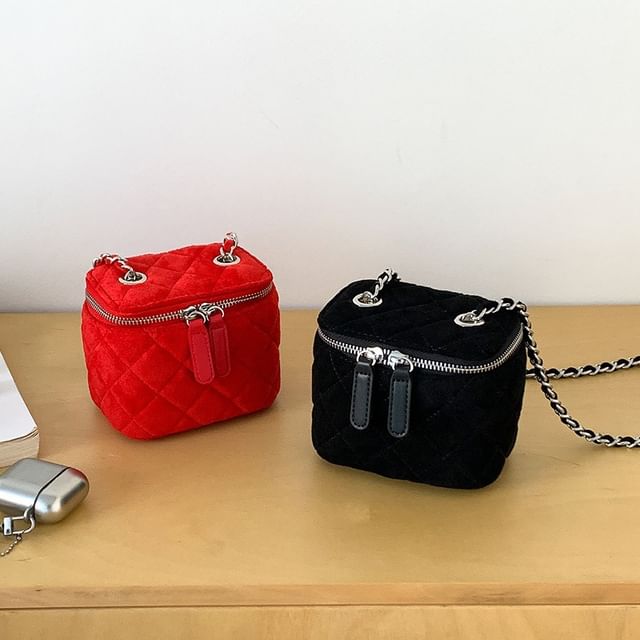 Chain Velvet Quilted Bag Crossbody Strap