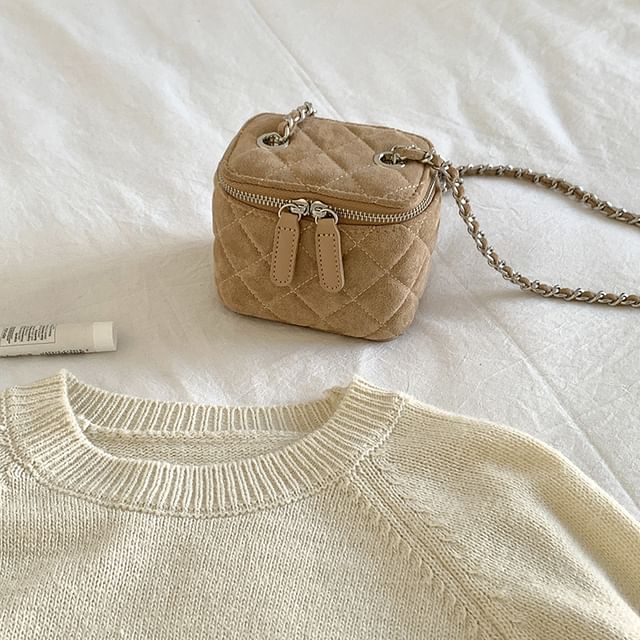 Chain Velvet Quilted Bag Crossbody Strap